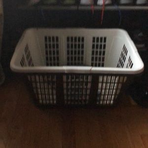 Meet your Posher, Pamela